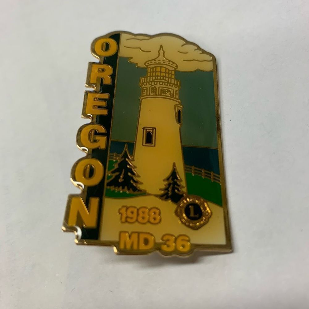Lions Club Oregon MD 36 1988 Enamel Gold Tone Lighthouse Pin *New*